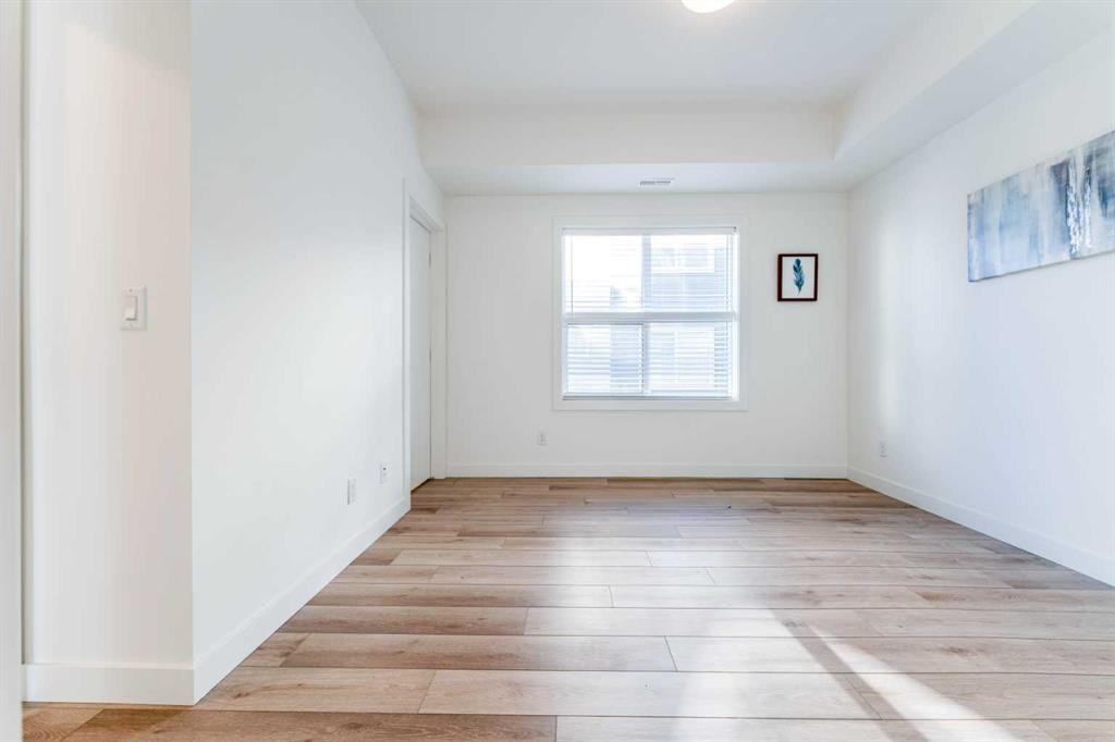 120 Spring Creek Common Sw, Calgary, AB - Indoor Photo Showing Other Room