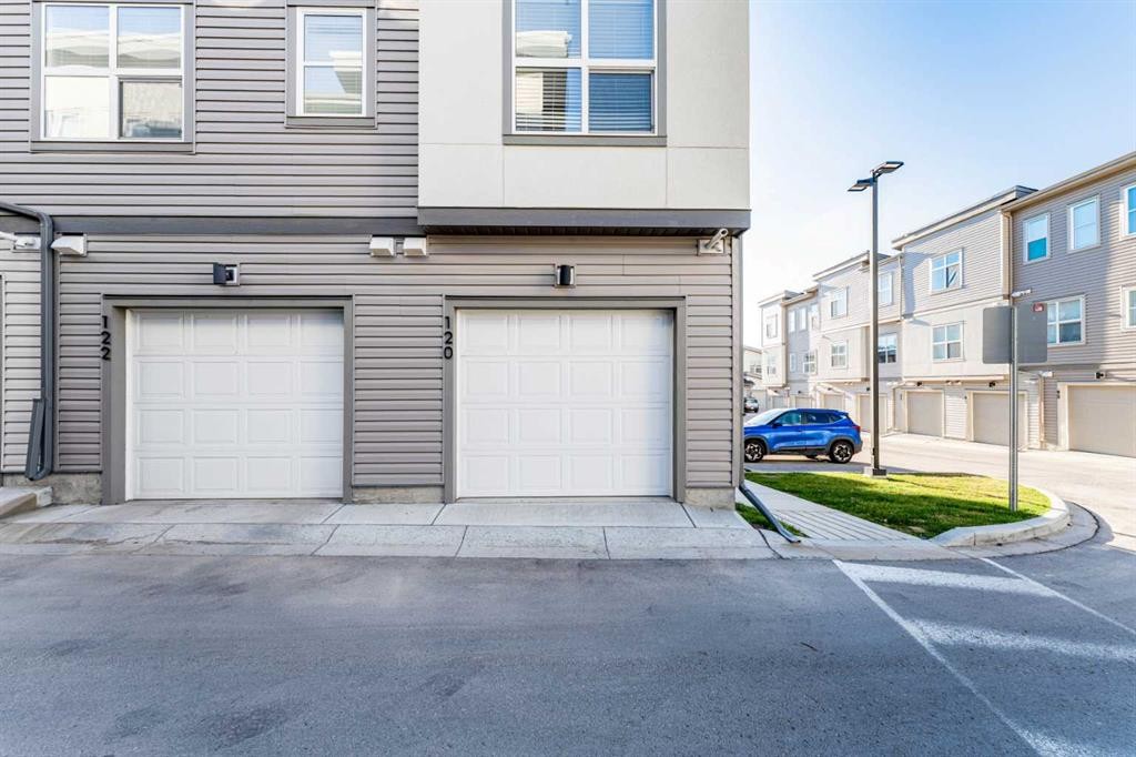 120 Spring Creek Common Sw, Calgary, AB - Outdoor