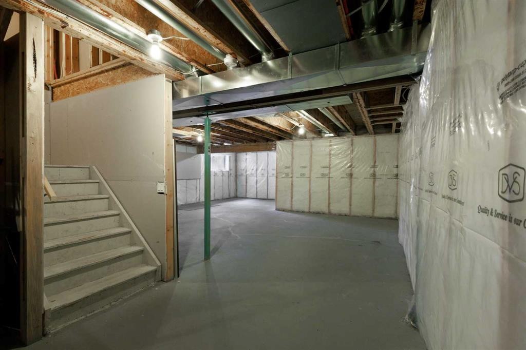 72 Pantego Close Nw, Calgary, AB - Indoor Photo Showing Basement