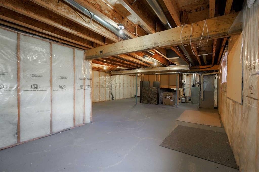 72 Pantego Close Nw, Calgary, AB - Indoor Photo Showing Basement