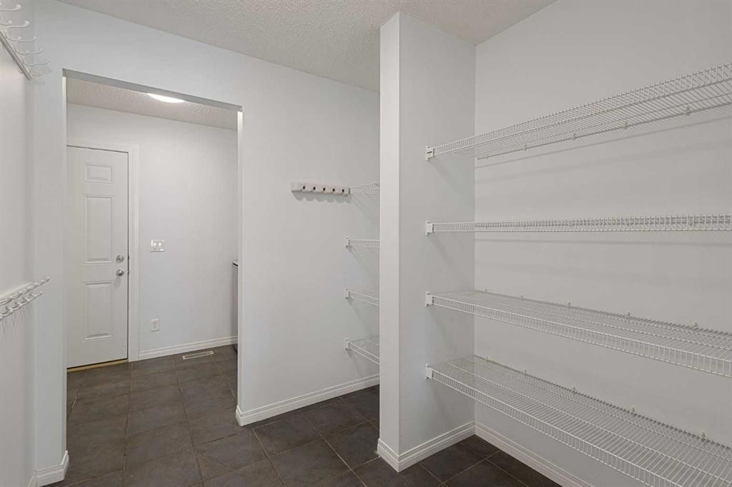 72 Pantego Close Nw, Calgary, AB - Indoor With Storage