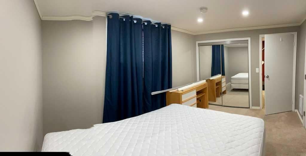 320 Whiteview Road Ne, Calgary, AB - Indoor Photo Showing Bedroom