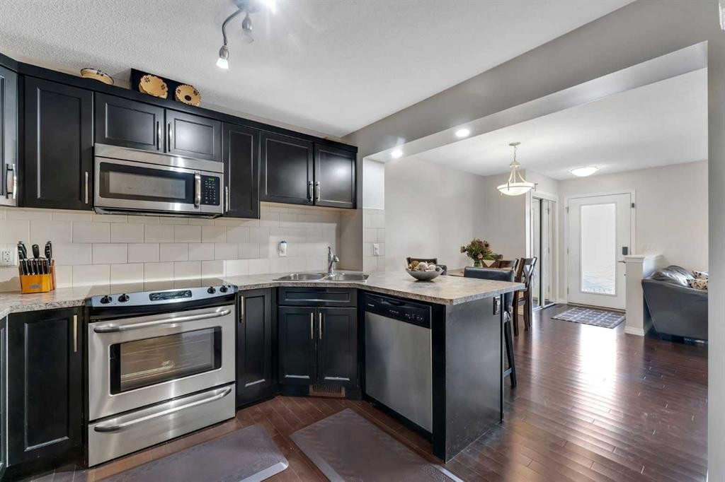 72 Cityscape Row Ne, Calgary, AB - Indoor Photo Showing Kitchen With Stainless Steel Kitchen With Upgraded Kitchen