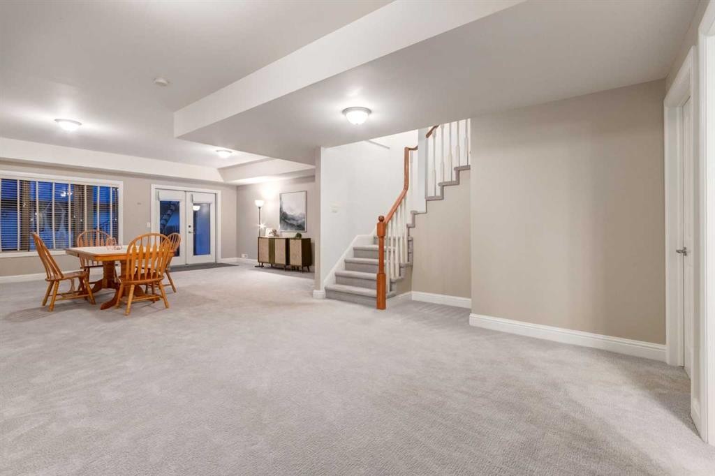 2021 32 Avenue Sw, Calgary, AB - Indoor Photo Showing Other Room