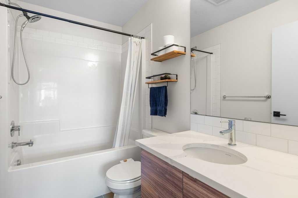 222 Seton Passage Se, Calgary, AB - Indoor Photo Showing Bathroom