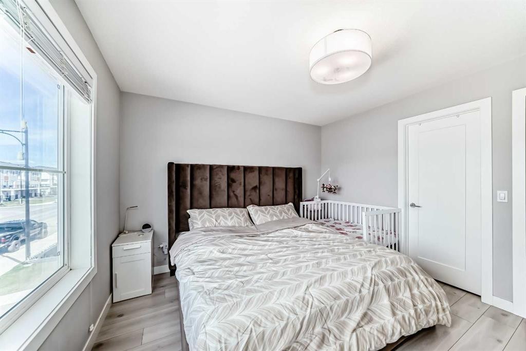 120 Chelsea Drive, Chestermere, AB - Indoor Photo Showing Bedroom