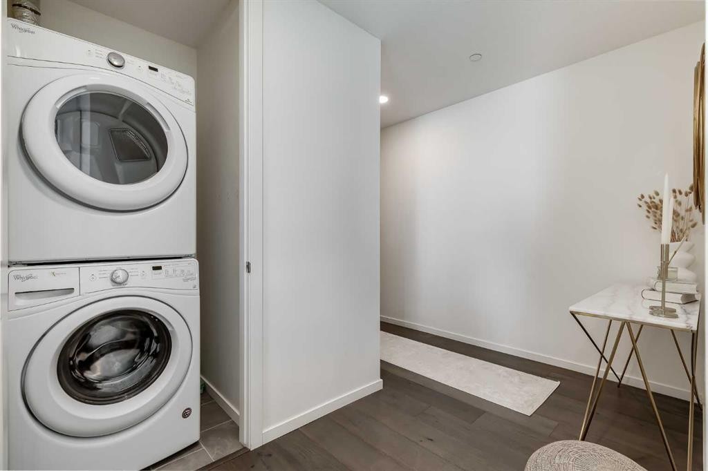 3211-99 Copperstone Park Se, Calgary, AB - Indoor Photo Showing Laundry Room