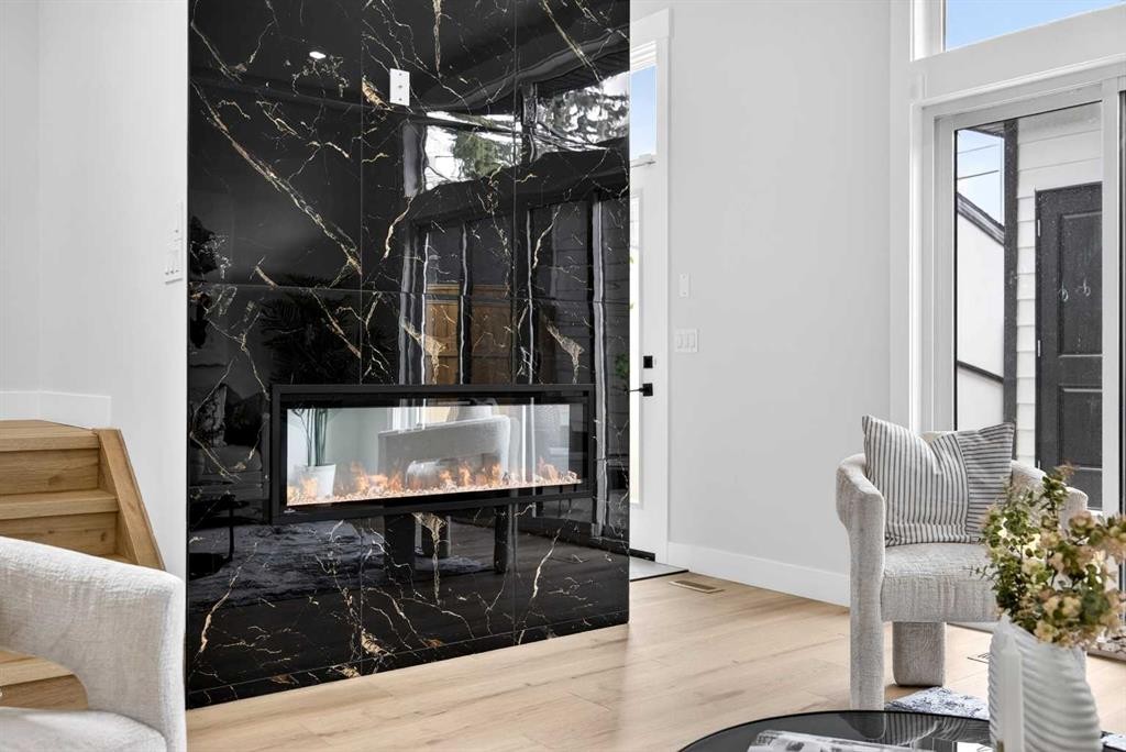 107 Hartford Road Nw, Calgary, AB - Indoor With Fireplace