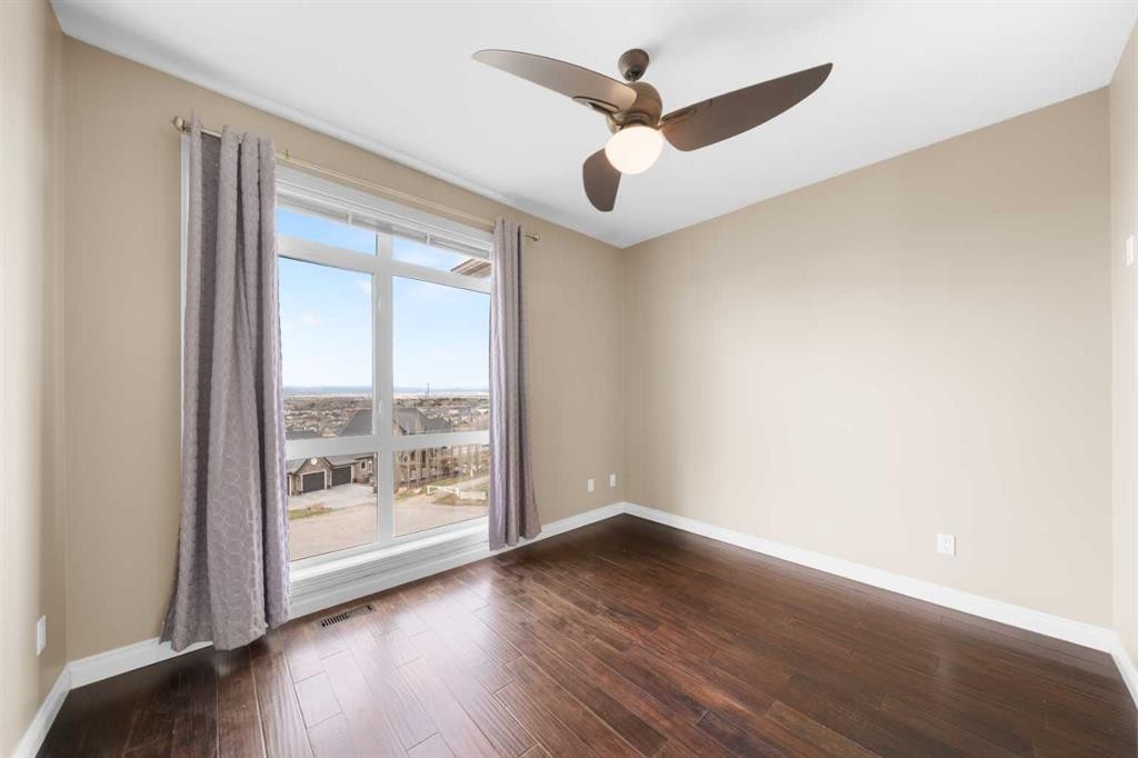 9-181 Rockyledge View Nw, Calgary, AB - Indoor Photo Showing Other Room