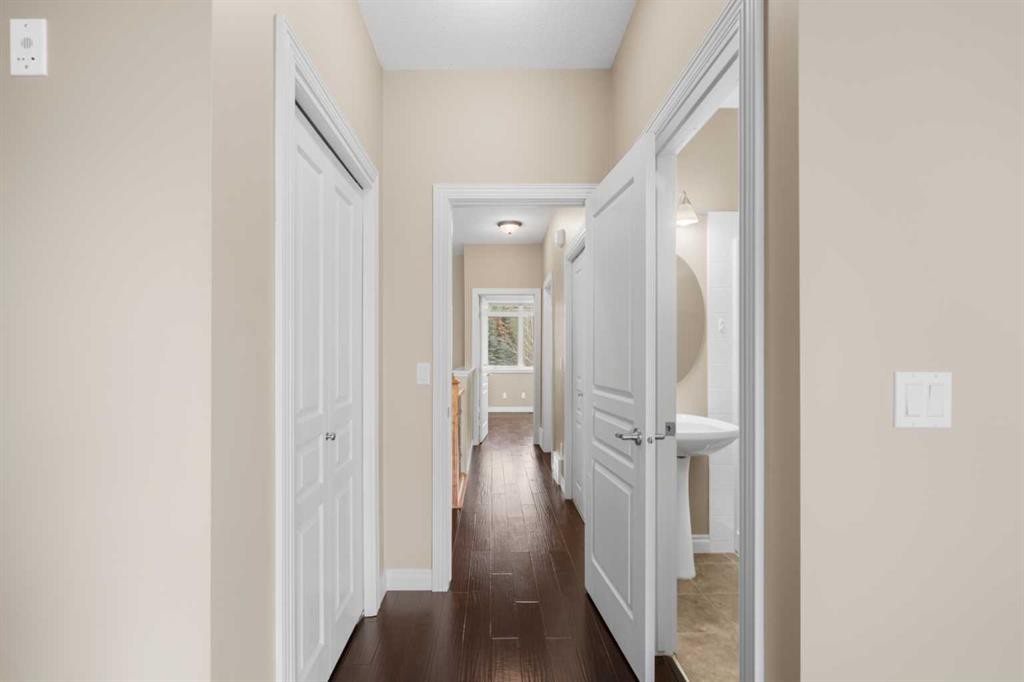 9-181 Rockyledge View Nw, Calgary, AB - Indoor Photo Showing Other Room