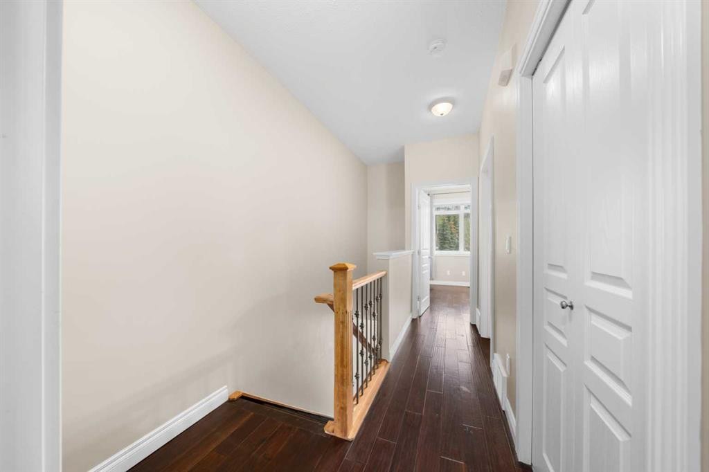 9-181 Rockyledge View Nw, Calgary, AB - Indoor Photo Showing Other Room