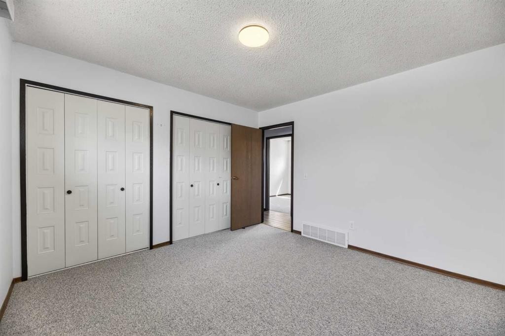 11 Westhill Crescent, Didsbury, AB - Indoor Photo Showing Other Room