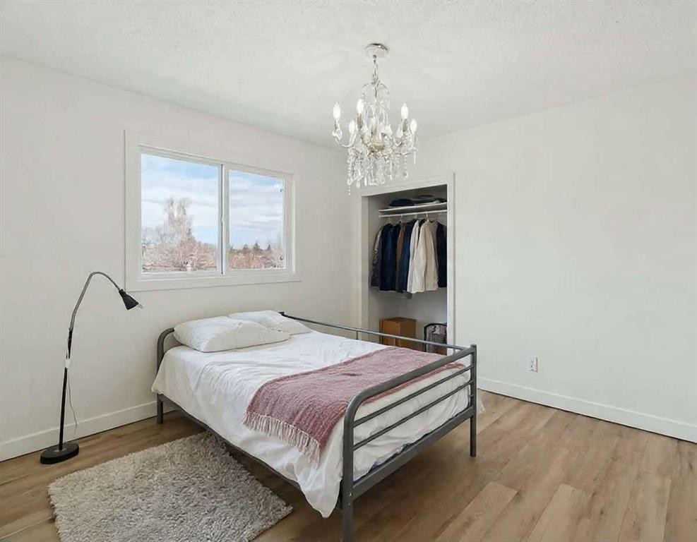 214 Springwood Place Sw, Calgary, AB - Indoor Photo Showing Bedroom
