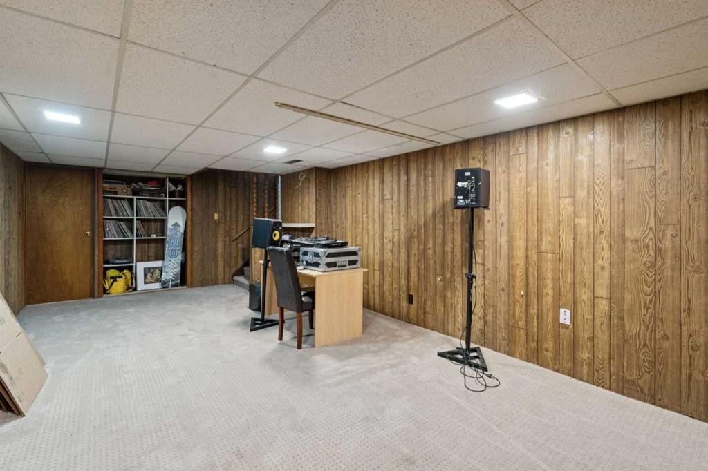 214 Springwood Place Sw, Calgary, AB - Indoor Photo Showing Basement