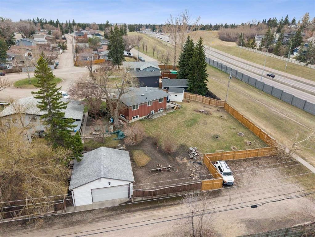 214 Springwood Place Sw, Calgary, AB - Outdoor With View