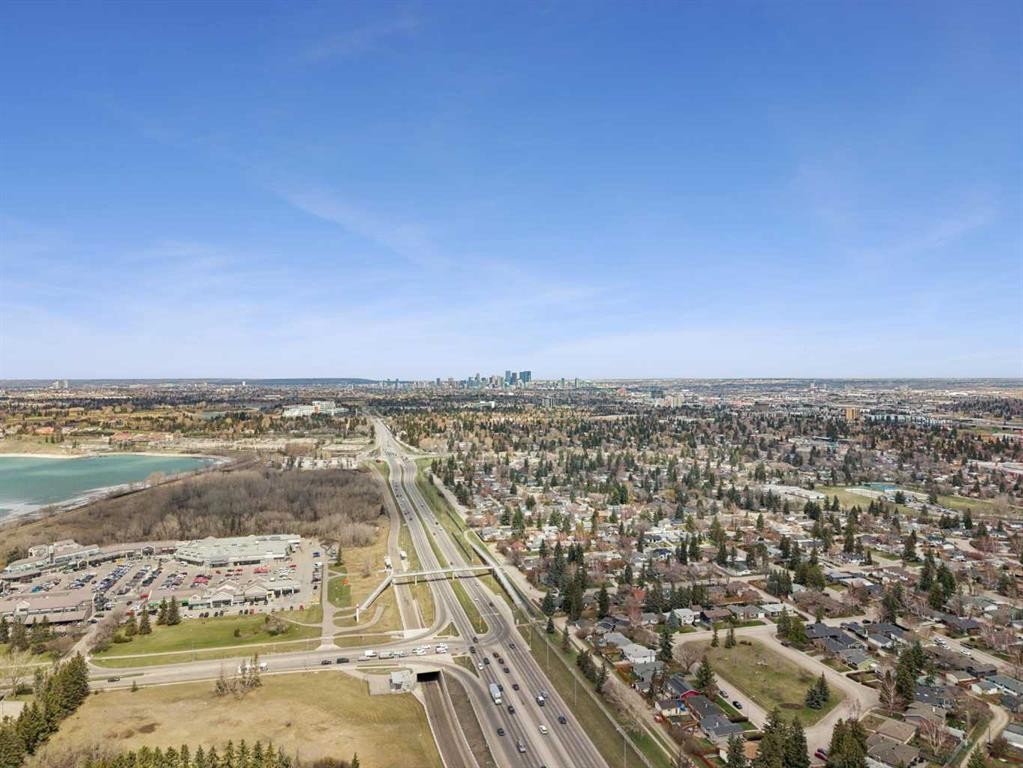 214 Springwood Place Sw, Calgary, AB - Outdoor With View