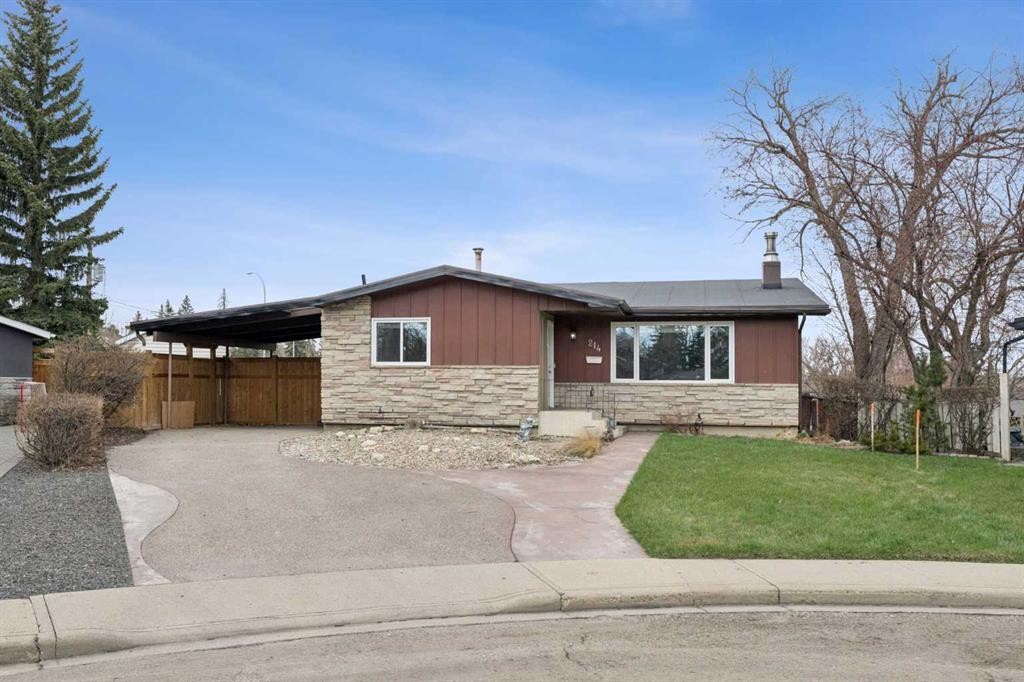 214 Springwood Place Sw, Calgary, AB - Outdoor