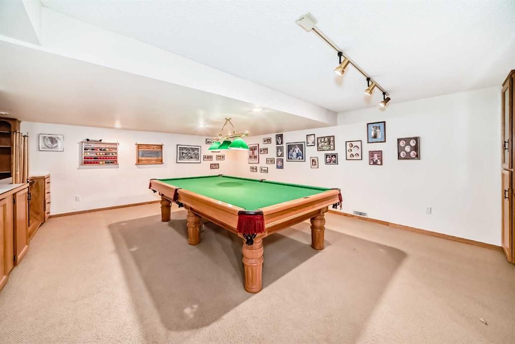 123 Varsity Estates Grove Nw, Calgary, AB - Indoor Photo Showing Other Room