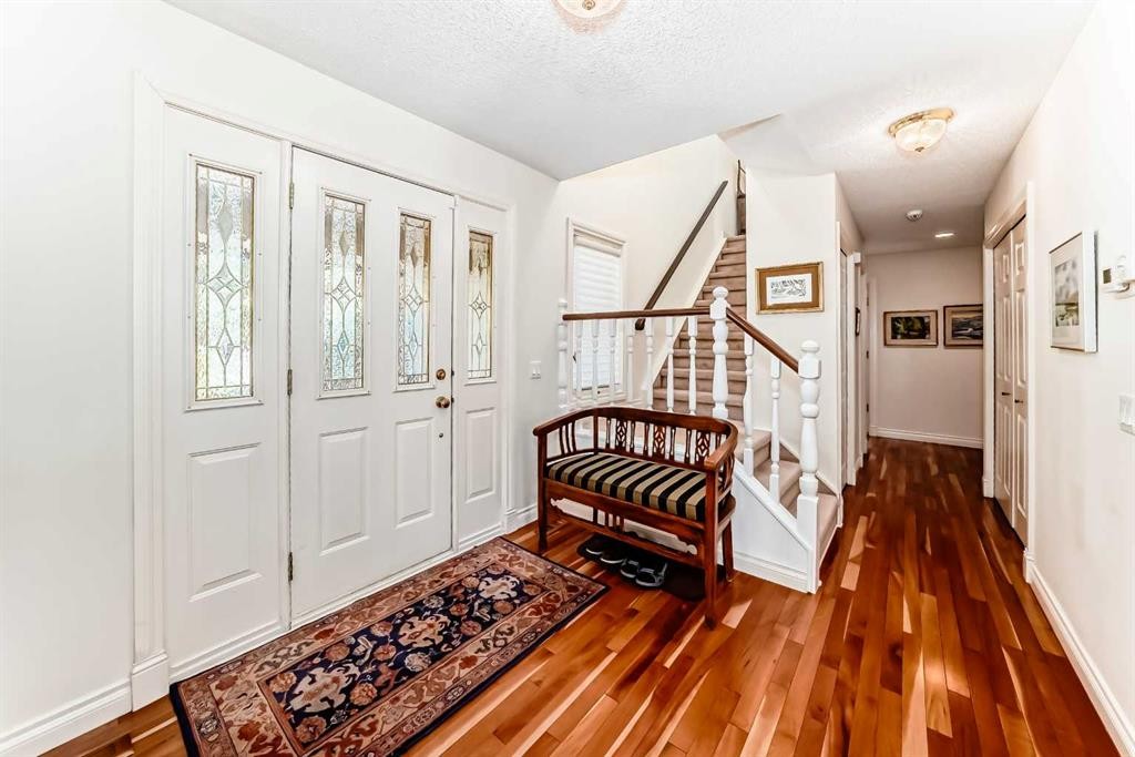 123 Varsity Estates Grove Nw, Calgary, AB - Indoor Photo Showing Other Room