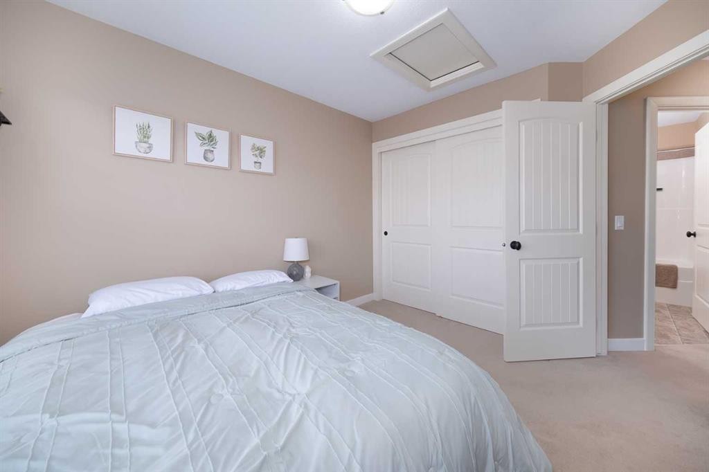 2524 Eversyde Avenue Sw, Calgary, AB - Indoor Photo Showing Bedroom