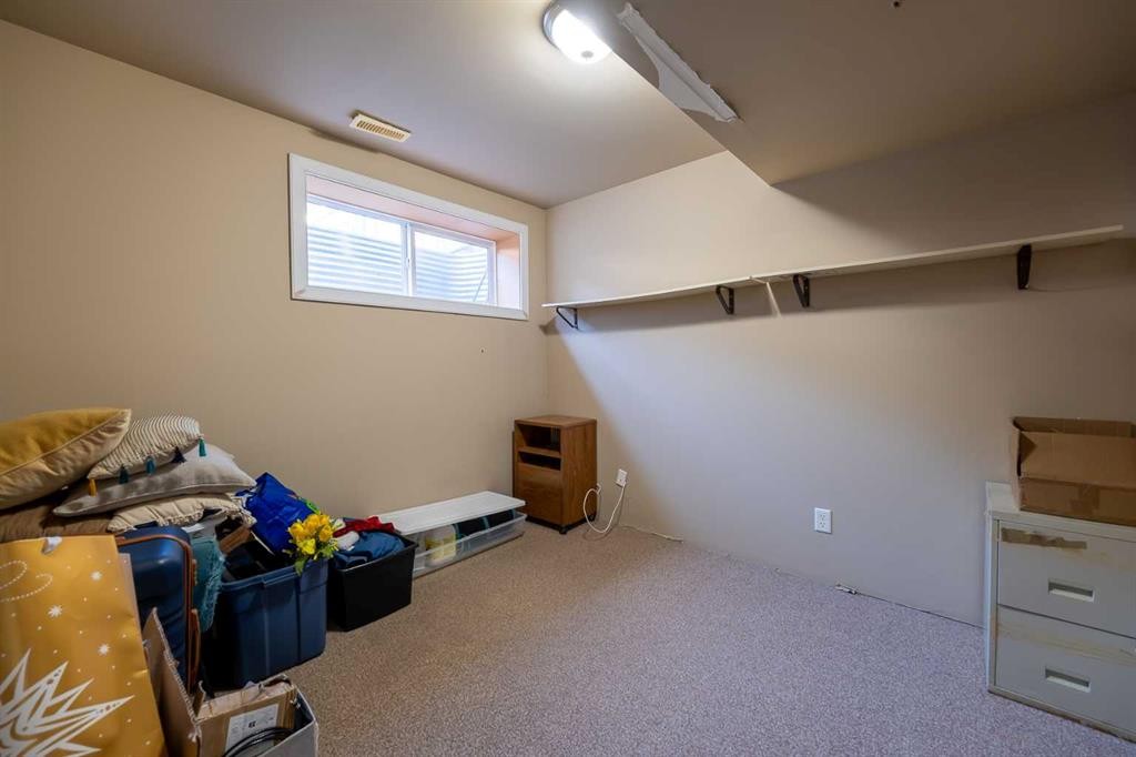 2524 Eversyde Avenue Sw, Calgary, AB - Indoor