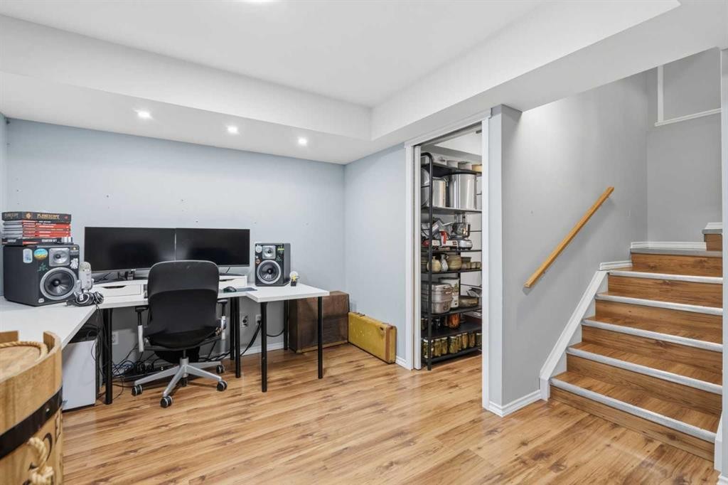 46 Saddlemont Way Ne, Calgary, AB - Indoor Photo Showing Office