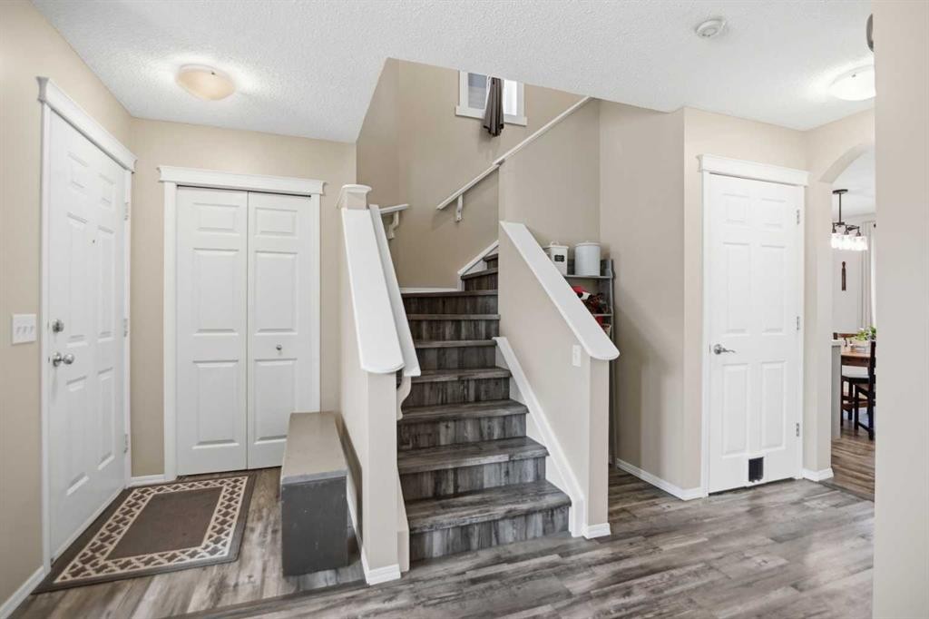 46 Saddlemont Way Ne, Calgary, AB - Indoor Photo Showing Other Room