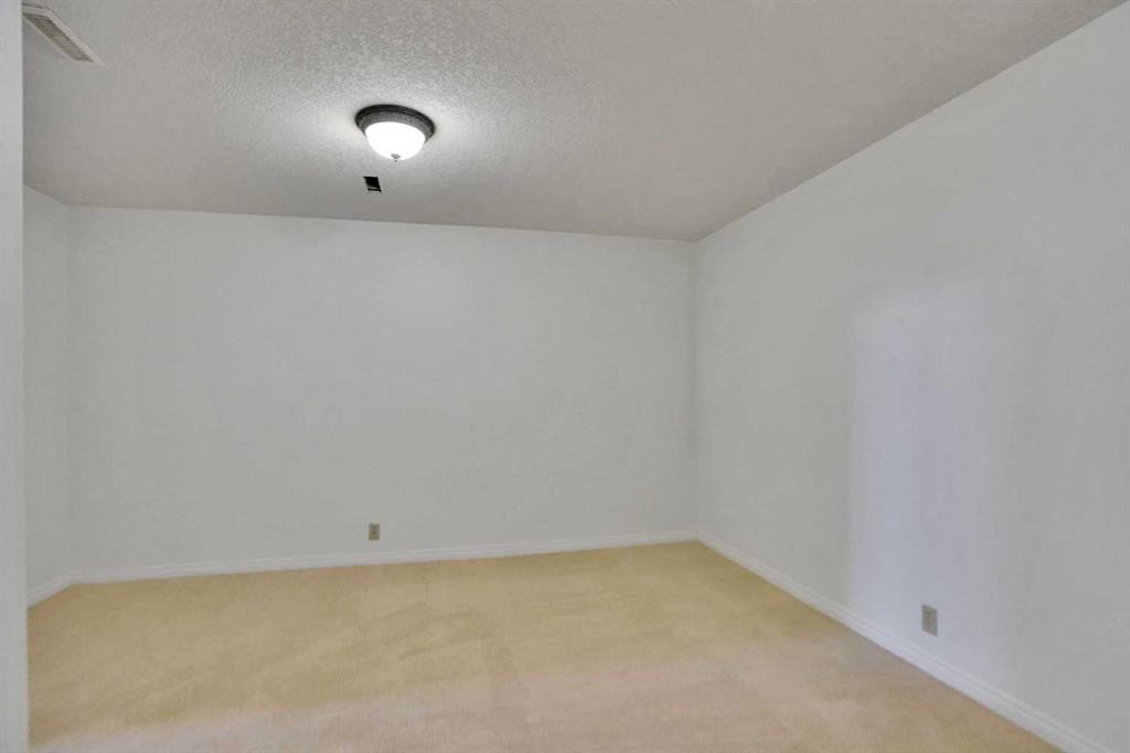 90 Martinridge Crescent Ne, Calgary, AB - Indoor Photo Showing Other Room
