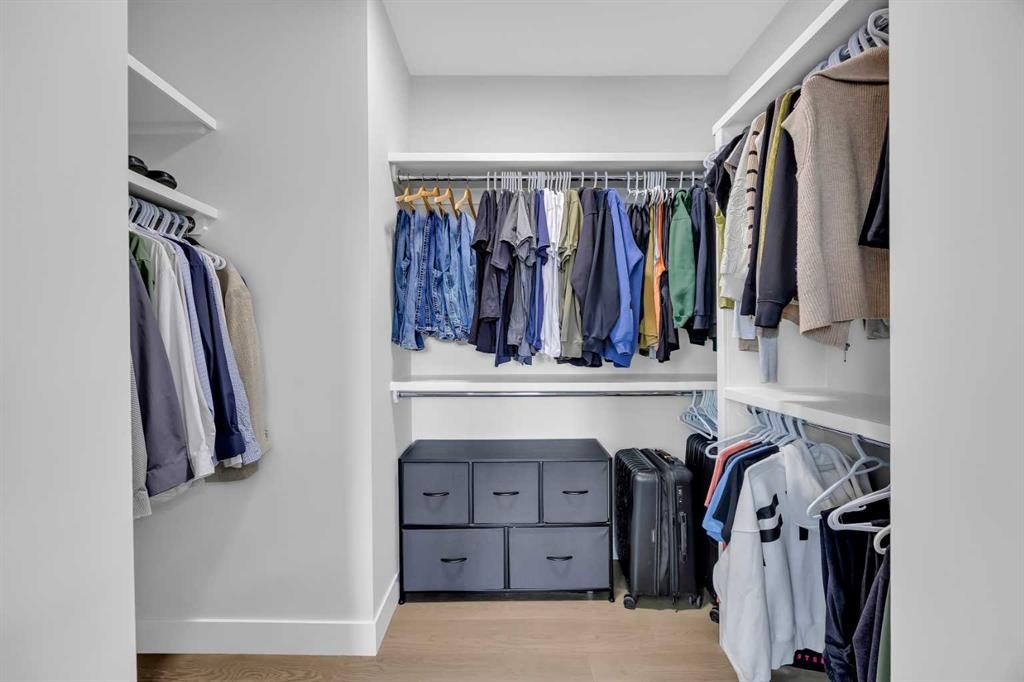 25 Cimarron Estates Gate, Okotoks, AB - Indoor With Storage
