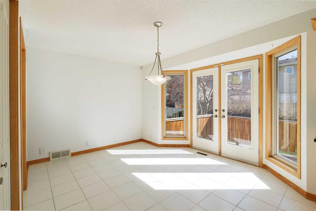 48 Ranchridge Drive Nw, Calgary, AB - With Exterior