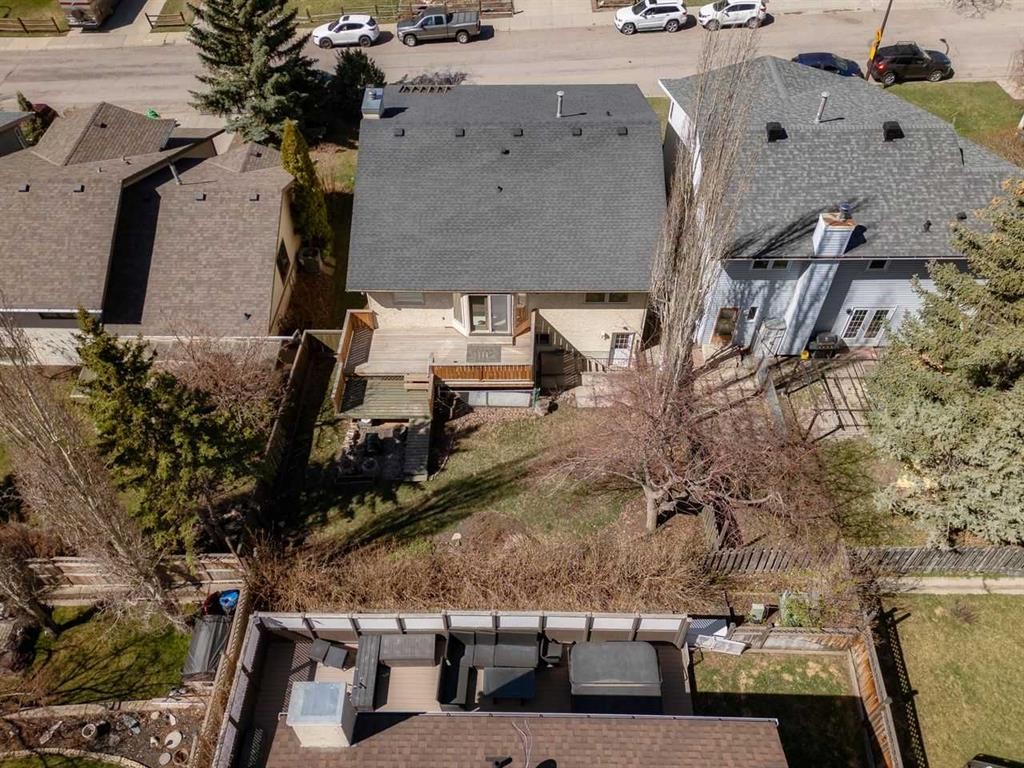 48 Ranchridge Drive Nw, Calgary, AB - Outdoor With Deck Patio Veranda