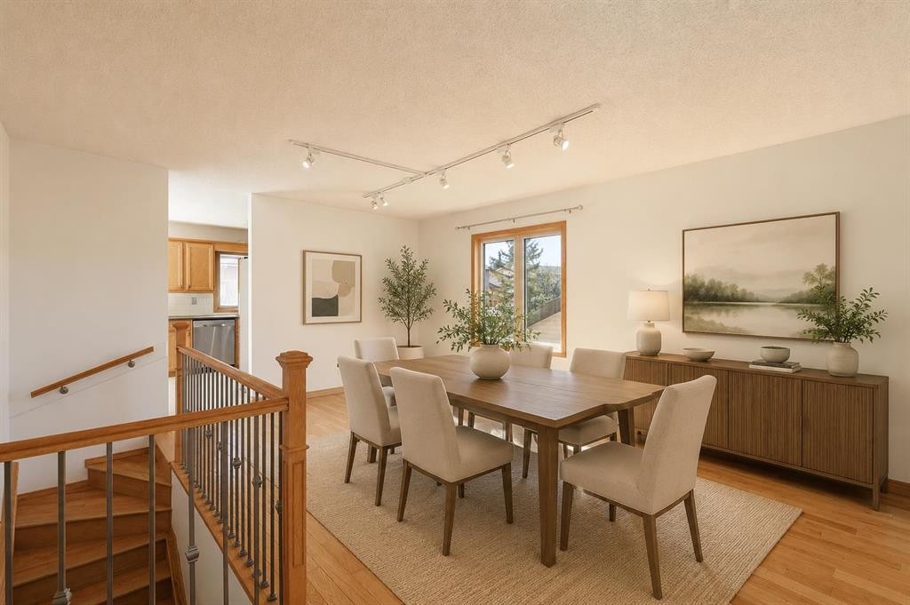 48 Ranchridge Drive Nw, Calgary, AB - Indoor Photo Showing Dining Room