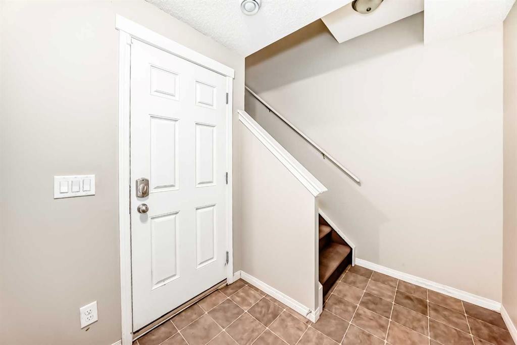 78 Kincora Heath Nw, Calgary, AB - Indoor Photo Showing Other Room