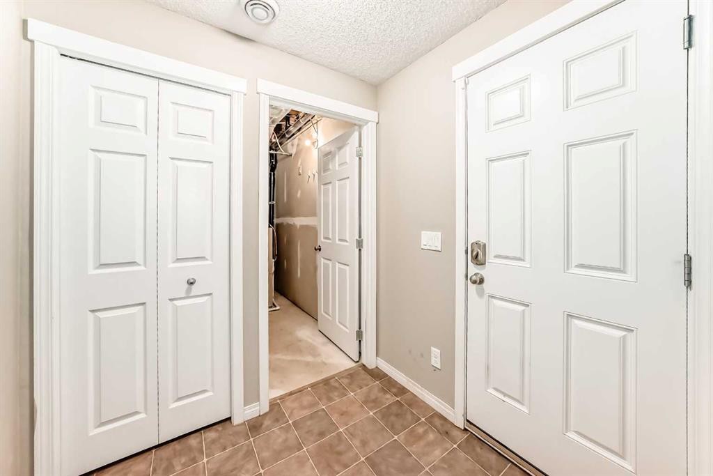 78 Kincora Heath Nw, Calgary, AB - Indoor Photo Showing Other Room