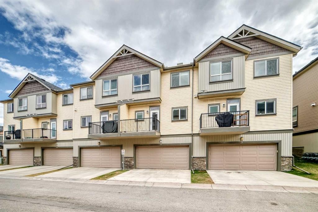 78 Kincora Heath Nw, Calgary, AB - Outdoor With Balcony With Facade