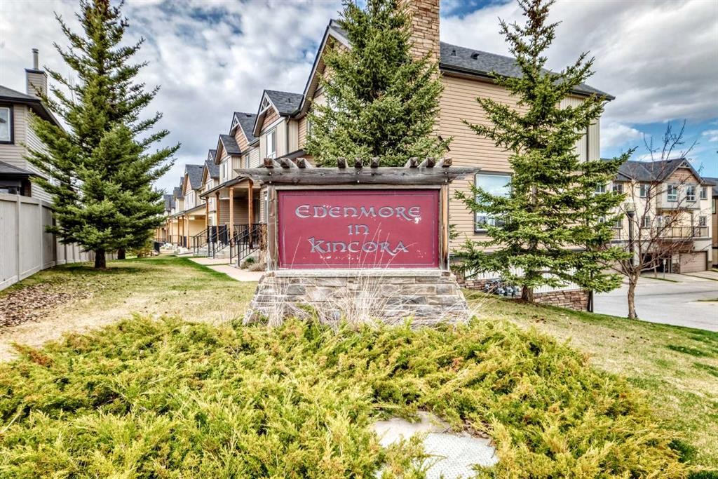 78 Kincora Heath Nw, Calgary, AB - Outdoor