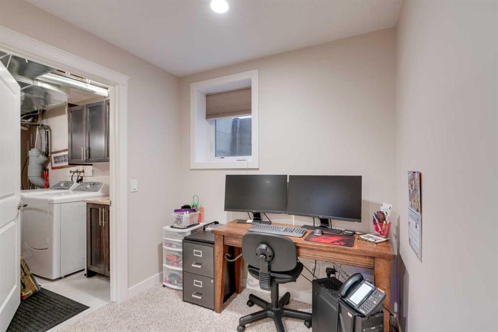 2-309 15 Avenue Ne, Calgary, AB - Indoor Photo Showing Office