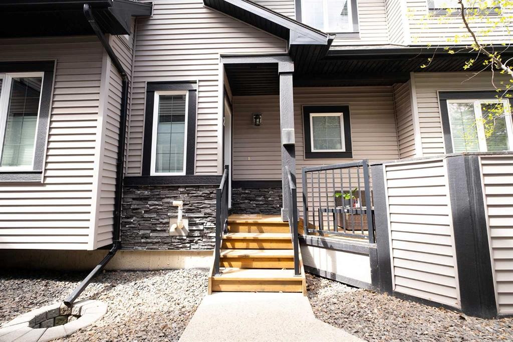 2-309 15 Avenue Ne, Calgary, AB - Outdoor