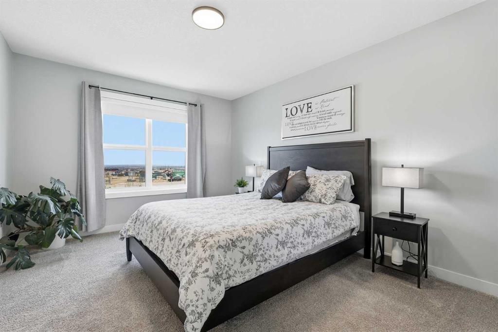 120 Treeline Manor Sw, Calgary, AB - Indoor Photo Showing Bedroom