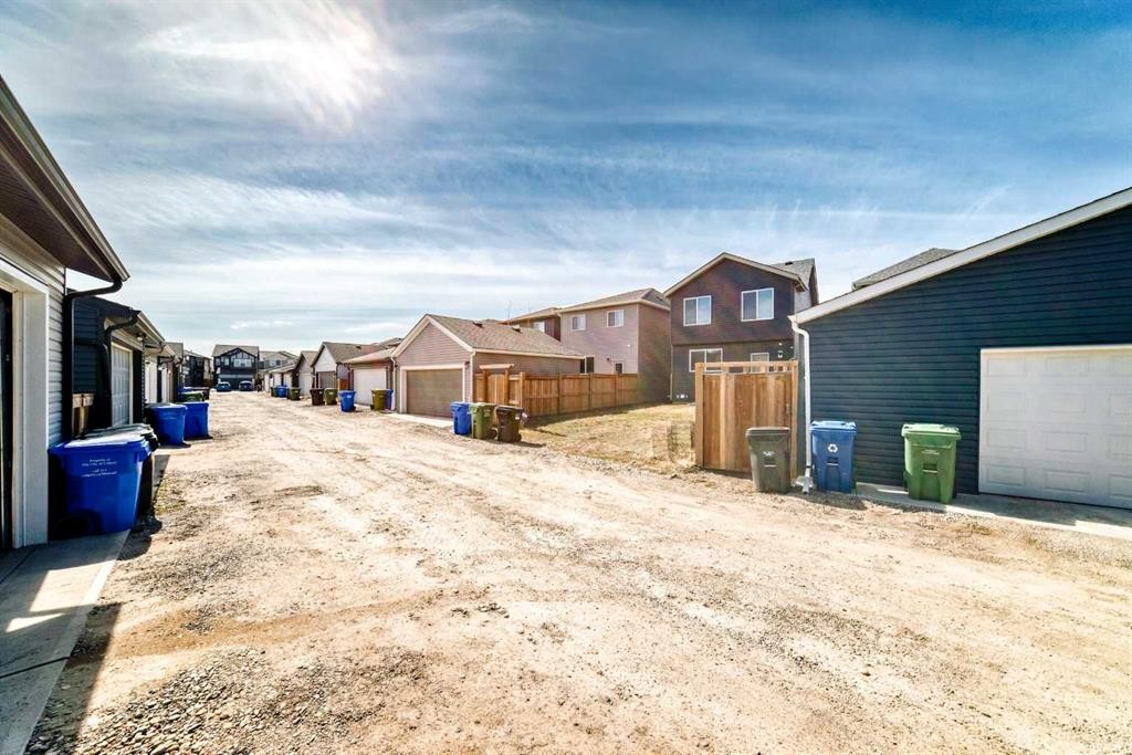 1140 Legacy Circle Se, Calgary, AB - Outdoor With Exterior