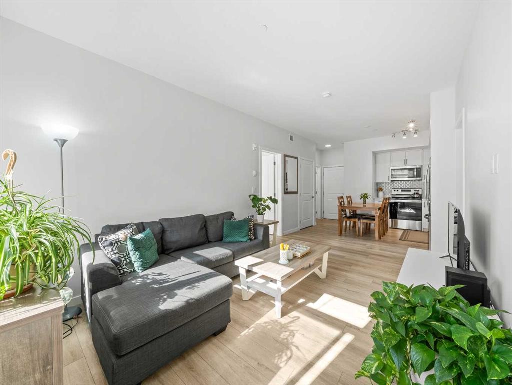 3111-3727 Sage Hill, Calgary, AB - Indoor Photo Showing Living Room