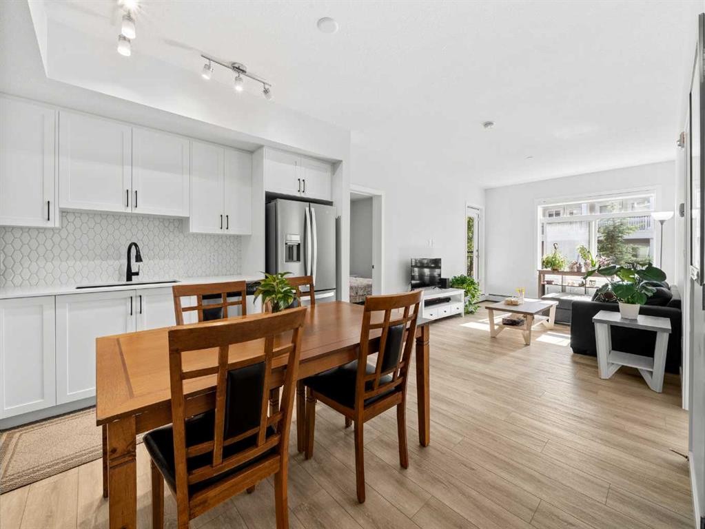 3111-3727 Sage Hill, Calgary, AB - Indoor