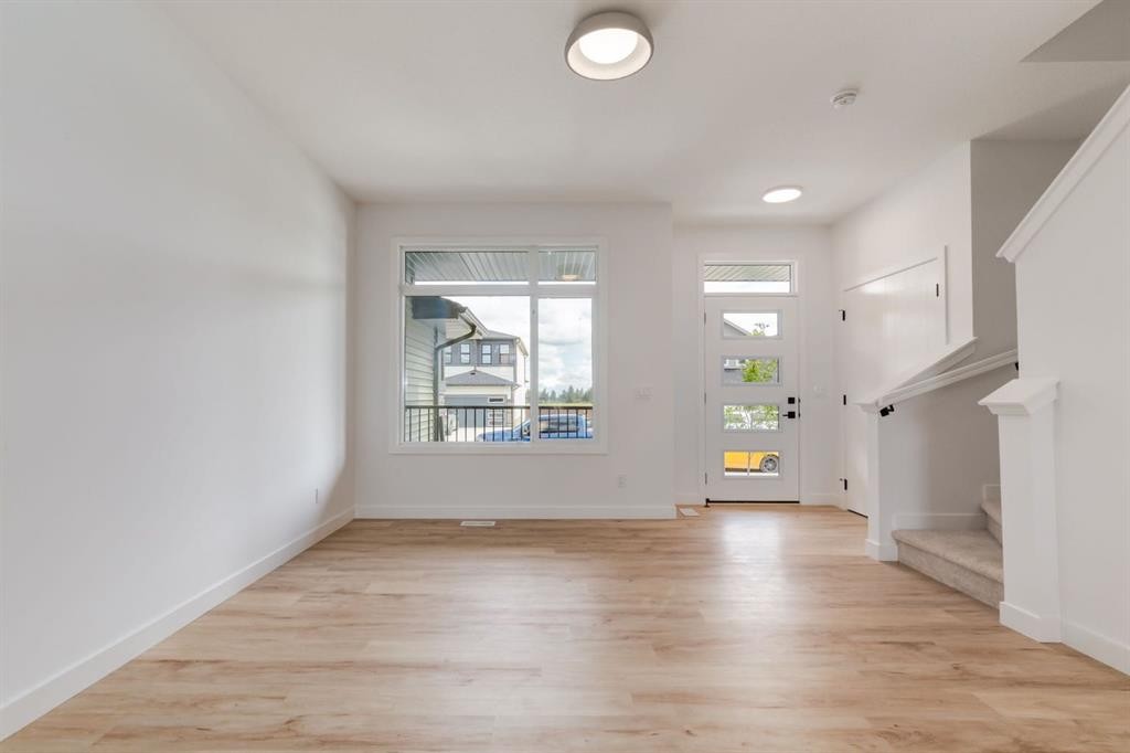 235 Sora Boulevard Se, Calgary, AB - Indoor Photo Showing Other Room