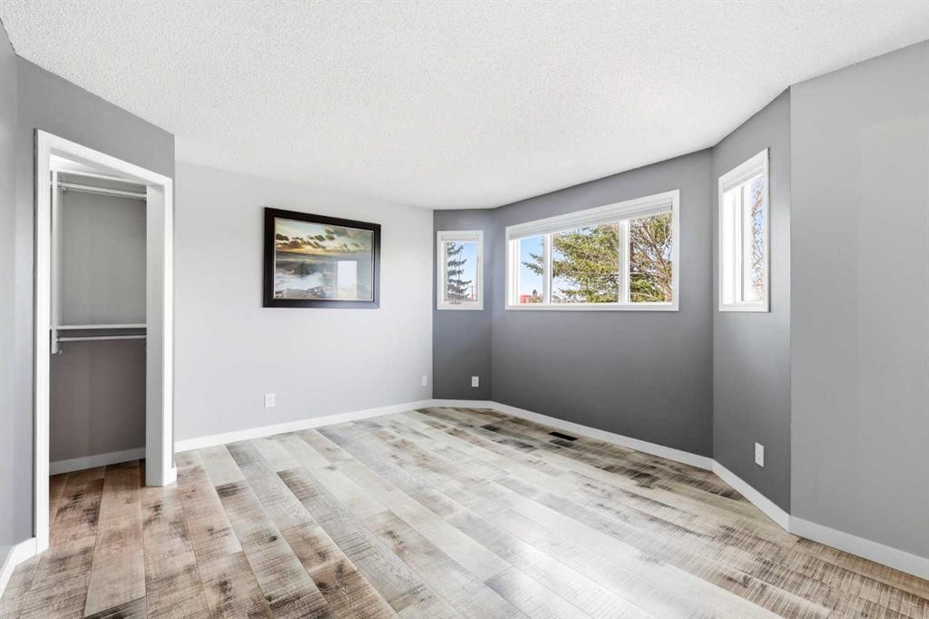 212 Harvest Wood Way Ne, Calgary, AB - Indoor Photo Showing Other Room