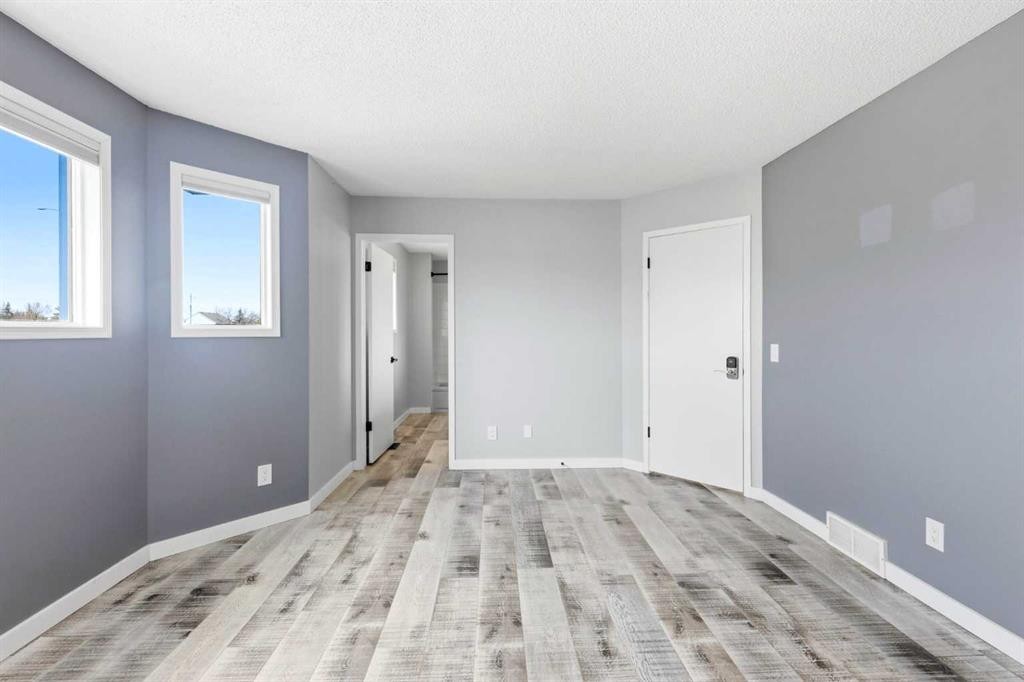 212 Harvest Wood Way Ne, Calgary, AB - Indoor Photo Showing Other Room