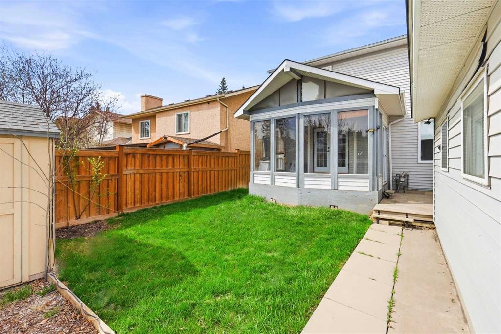 212 Harvest Wood Way Ne, Calgary, AB - Outdoor