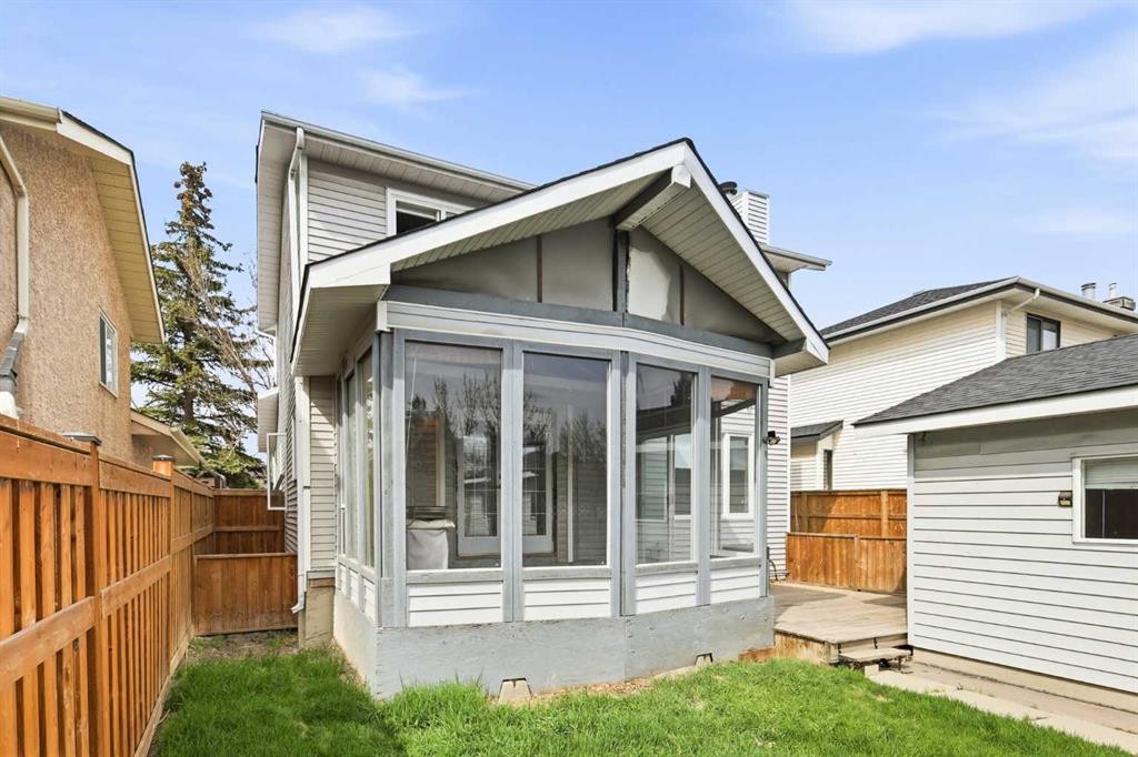 212 Harvest Wood Way Ne, Calgary, AB - Outdoor With Exterior