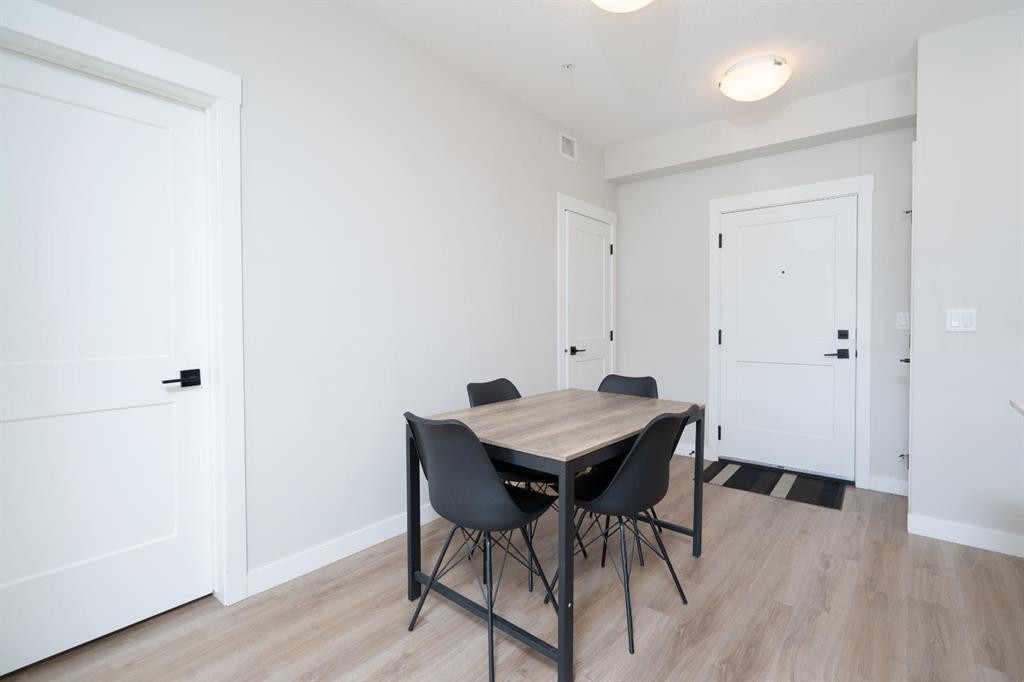 3110-200 Seton Circle Se, Calgary, AB - Indoor