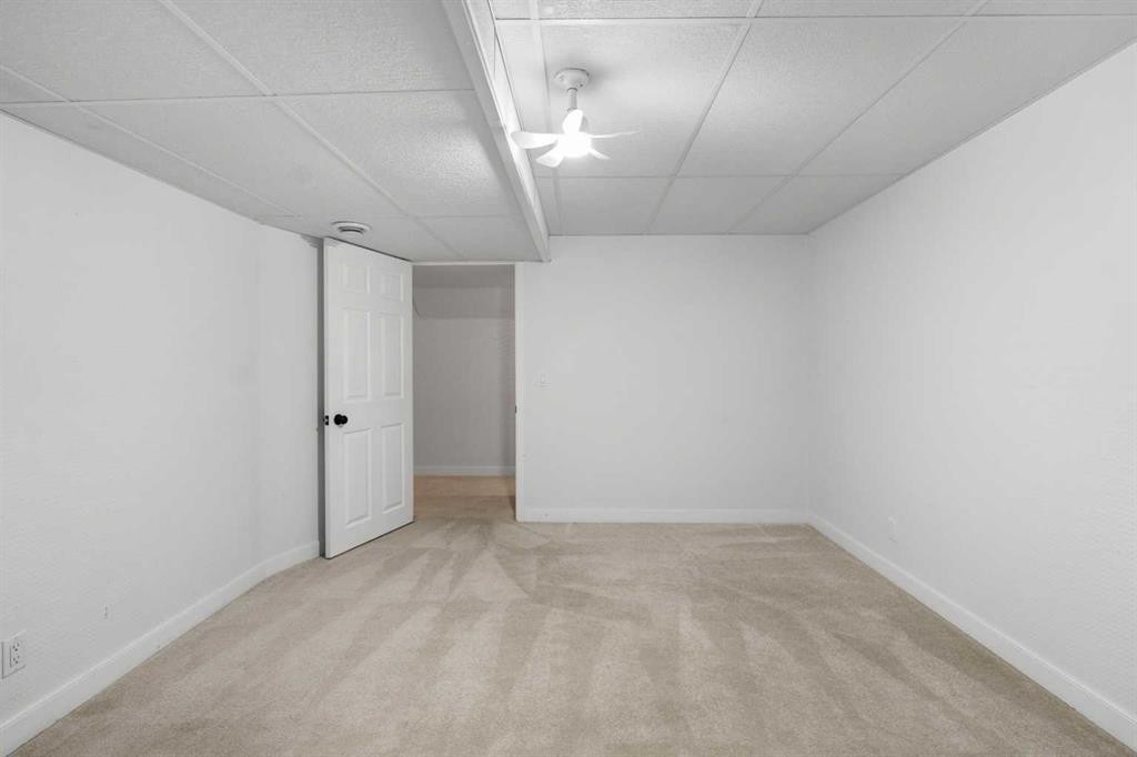 164 Sun Valley Drive Se, Calgary, AB - Indoor Photo Showing Other Room