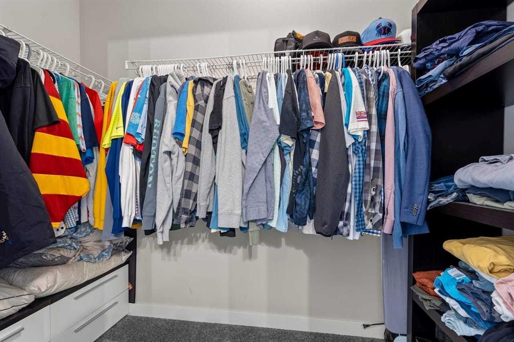 306 Cranbrook Walk Se, Calgary, AB - Indoor With Storage